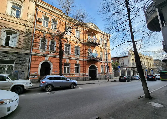 Cozy Apartment In Old Tbilisi